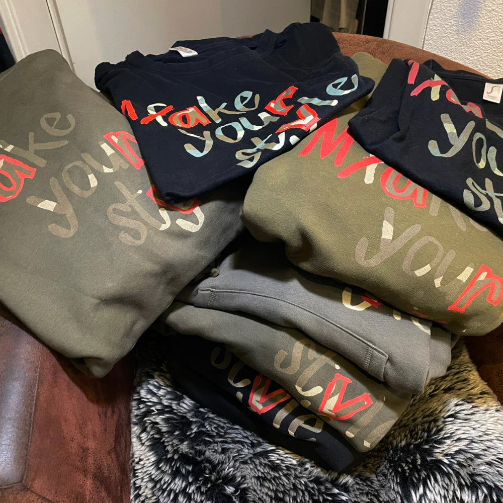 T-Shirt "MYS" (versch. Größen/Farben)